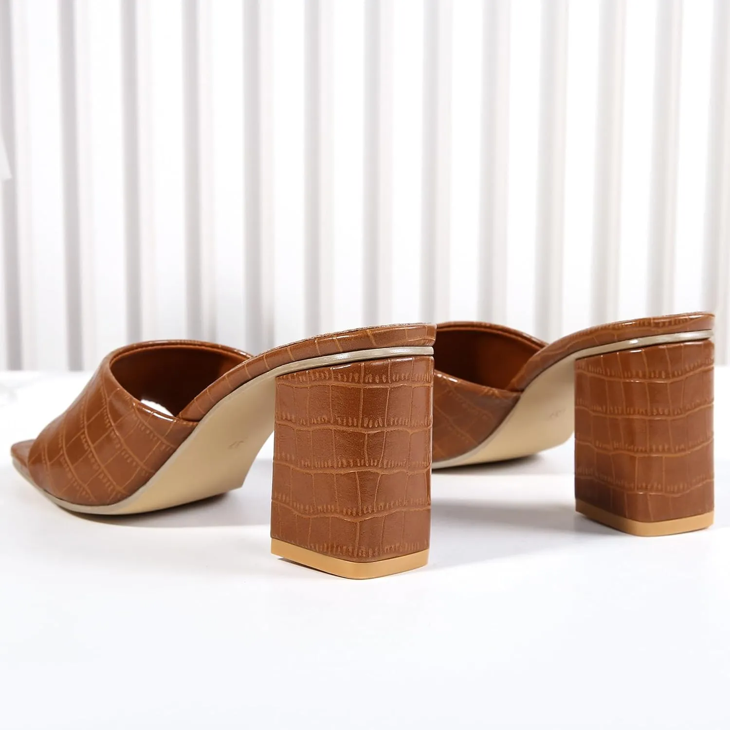 CAMSSOO Women's Square Open Toe Heeled Mules Flip Flops Chunky Heels Slip On Sandals Block High Heel Fashion Wedding Dress Shoes