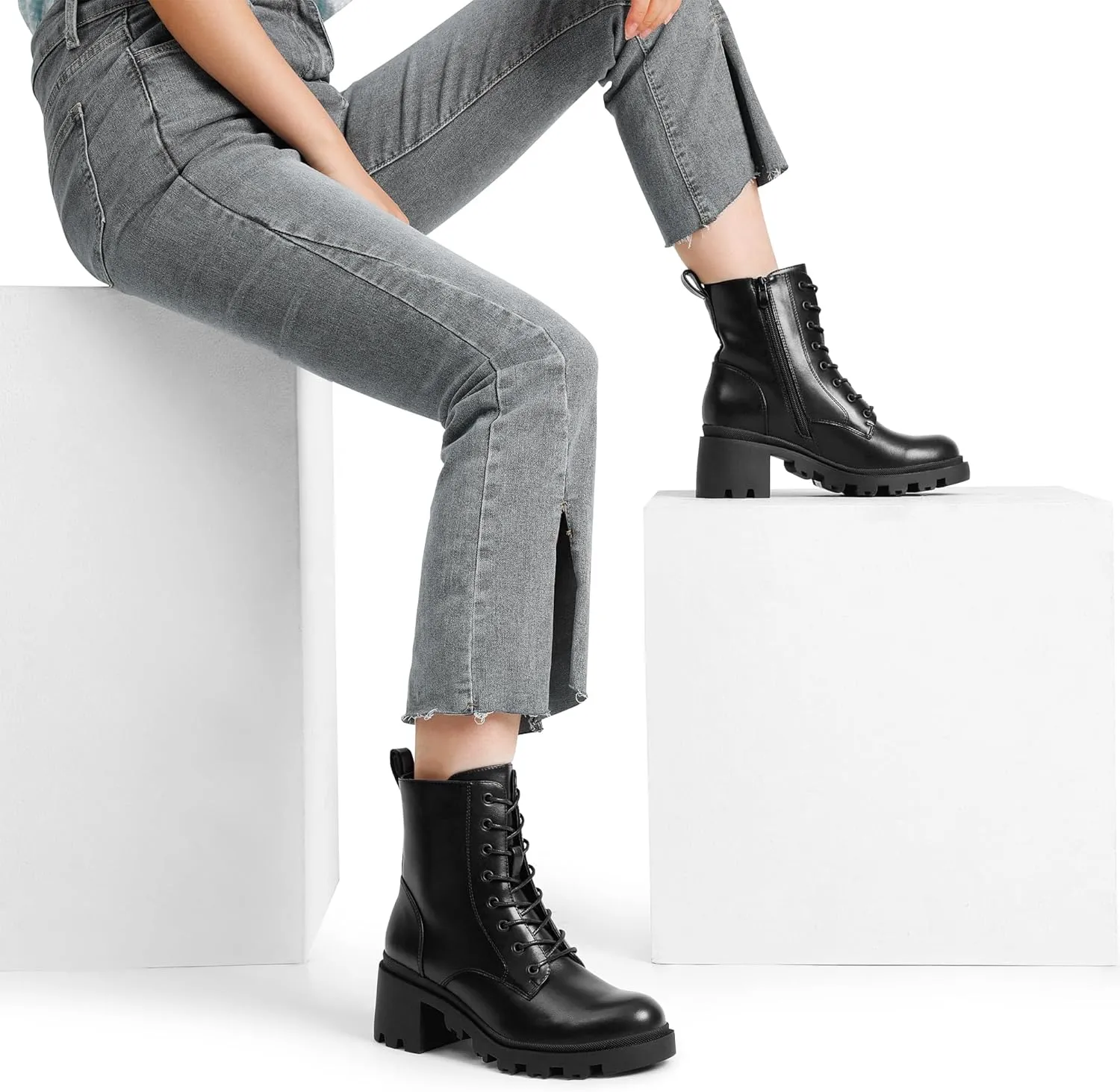 DREAM PAIRS Women's Lace Up Combat Ankle Boots Fashion Low Chunky Heel Lug Sole Fall Heeled Booties Shoes