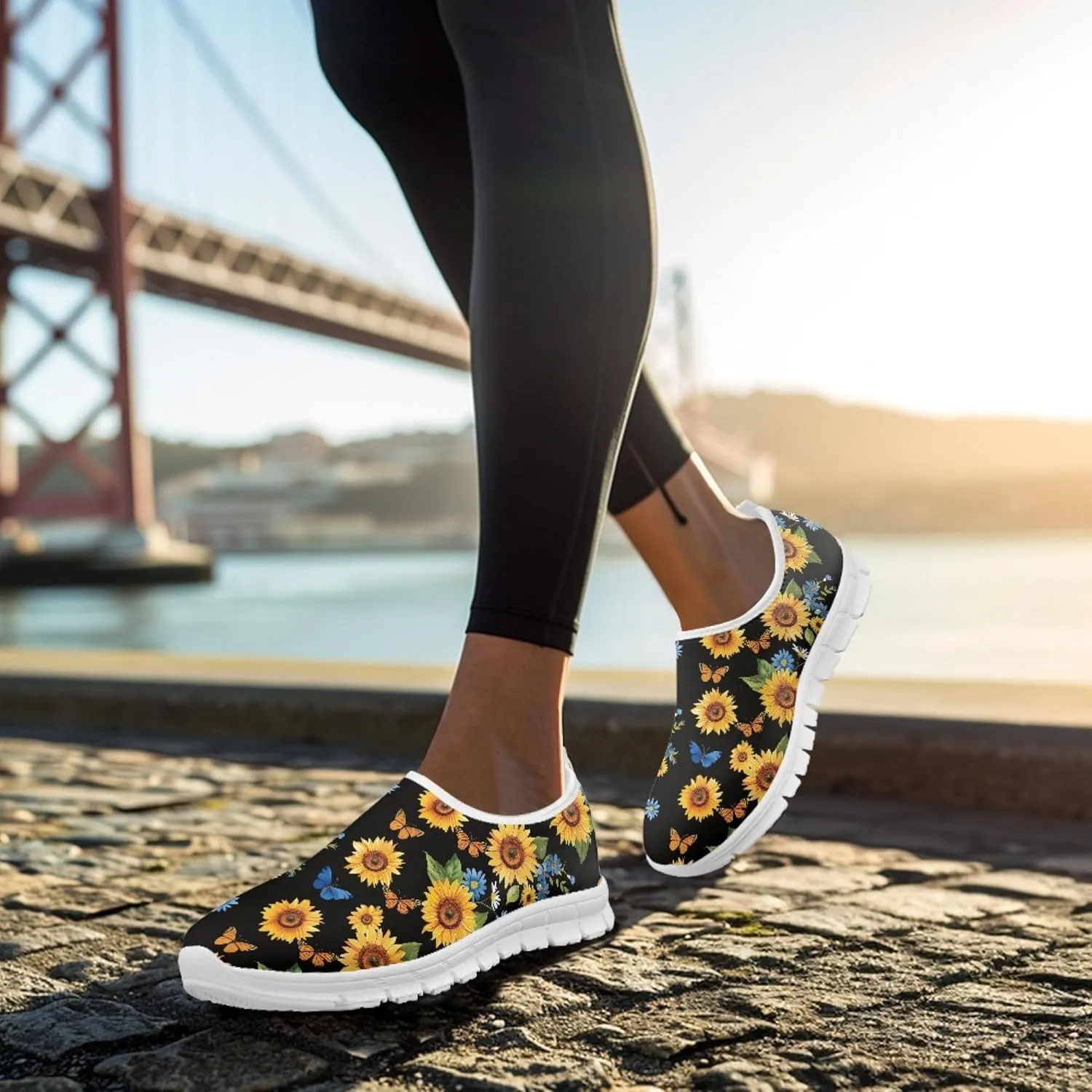 Fashion Design Women Walking Shoes Mesh Sneakers for Ladies Slip-on Shoes Nurse Loafers