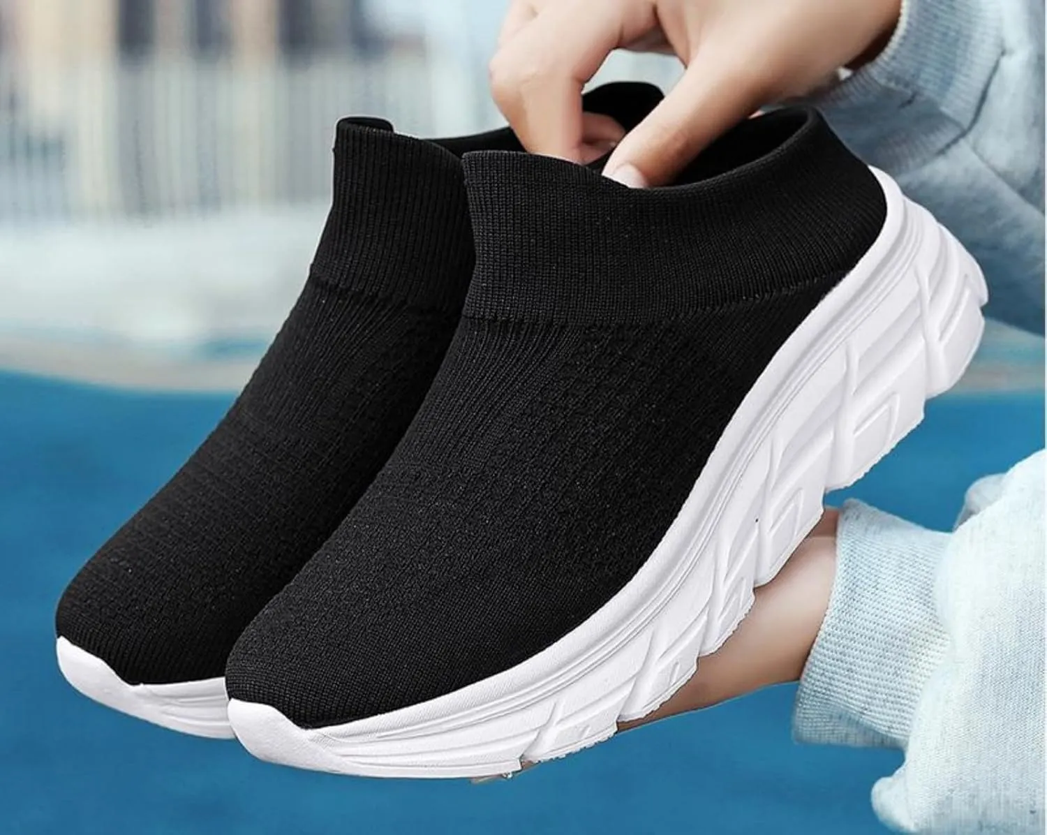 FUNCOS Women's Breathable Mesh Mules Slip-On – Lightweight Summer Casual Shoes for Walking, Closed Toe with Arch Support