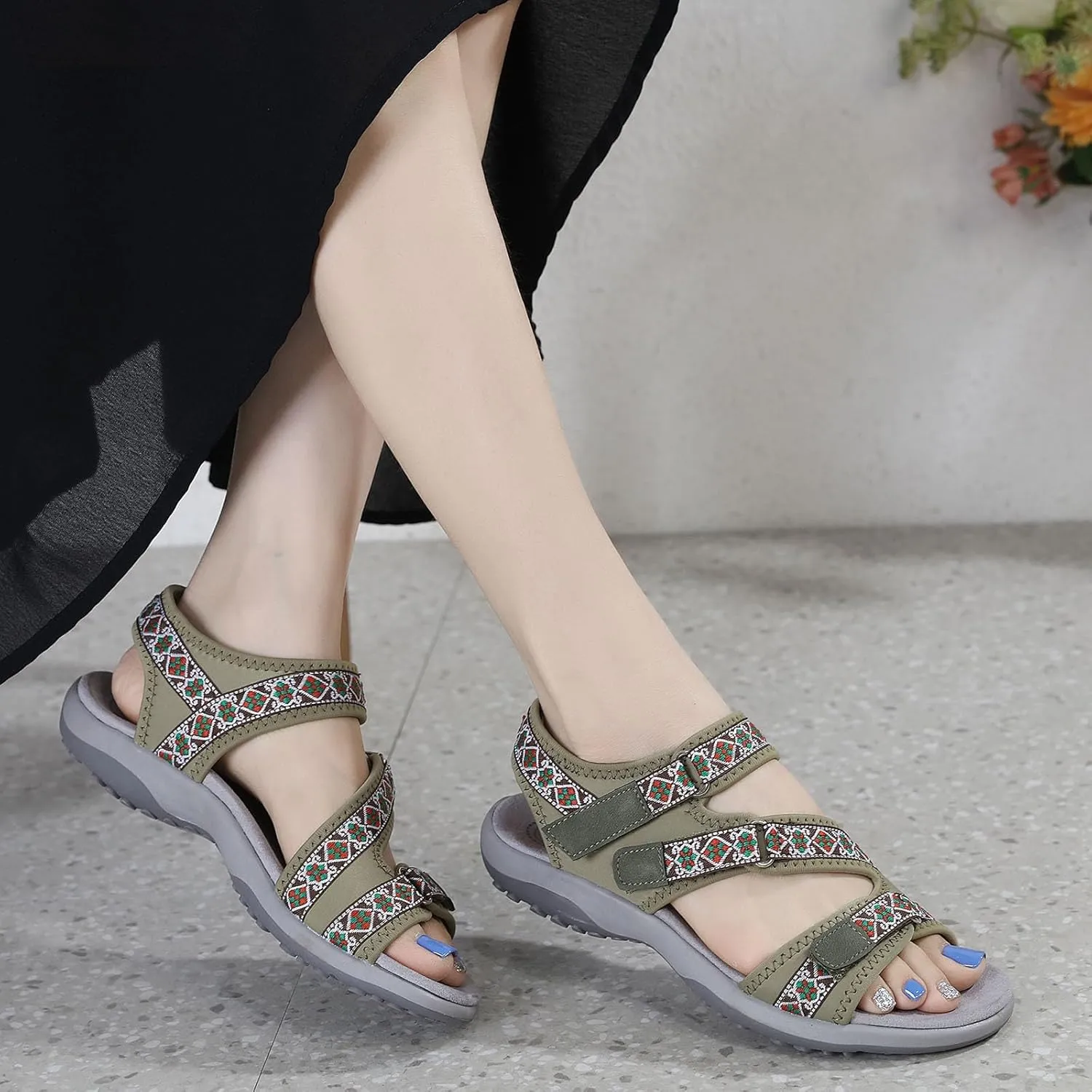 Hiking Sandals Women Waterproof Summer Stylish Athletic Sport Outdoor Walking Sandal for Outdoor Beach With Arch Support