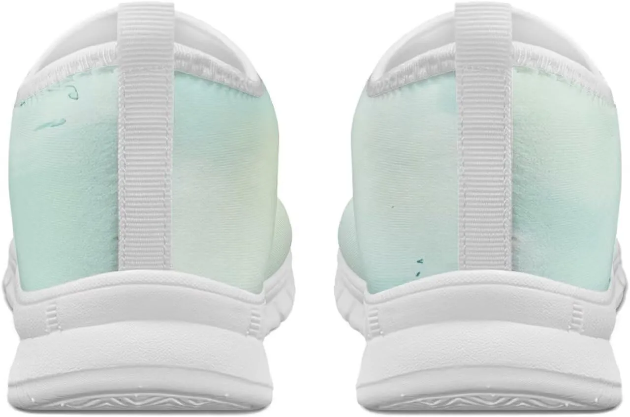 Lightweight Sneakers for Women Slip On Casual Shoes Comfortable Low Cut Loafers Non Slip Breathable Walking Running Shoes Outdoor Sport Sneakers US 5.5-11.5