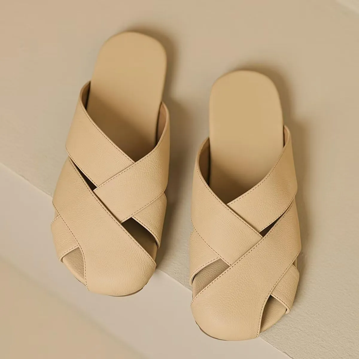 LUXINYU Women Fashion Summer Slip on Slipers Cross Straps Mules Comfortable Casual Flats Beach Shoes Party Dress Shoes