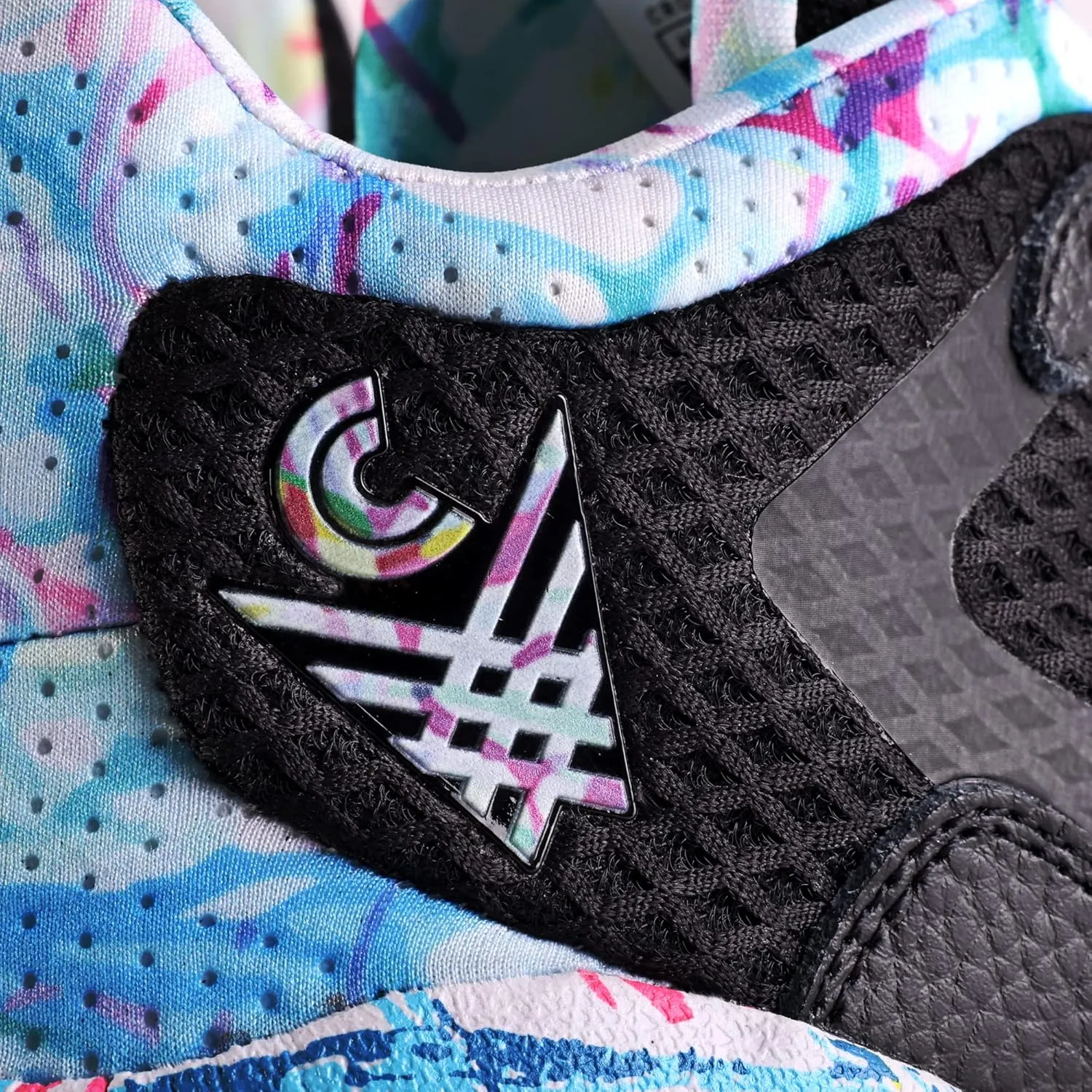 Mens Basketball Shoes with Twitch Foam Midsole and Wavybone Outsole for High Rebound and Traction