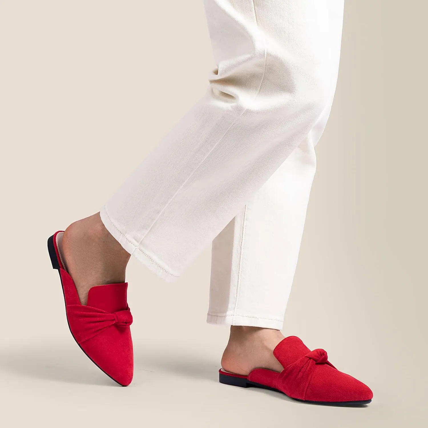 MUSSHOE Mules for Women Flats Comfortable Pointed Toe Slip on Women Mules Flats…