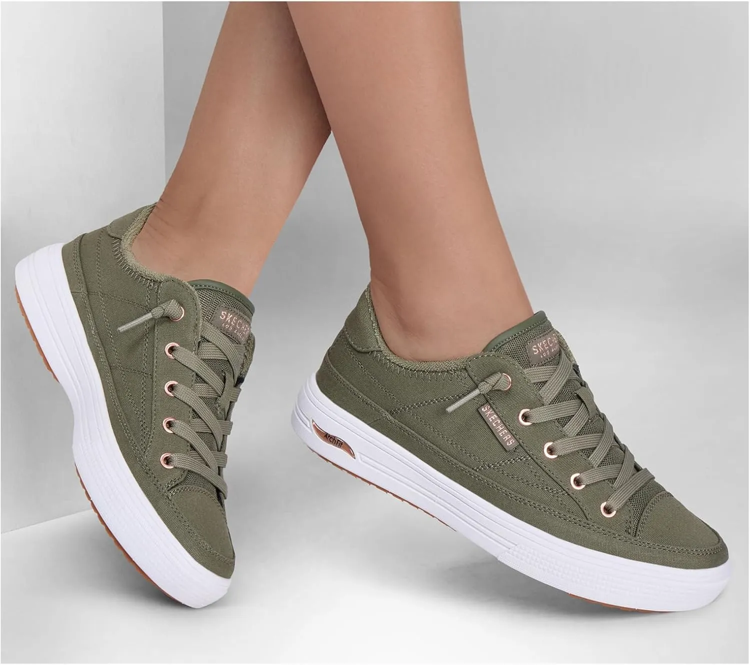 Skechers Womens Arch Fit Arcade-Meet Ya There