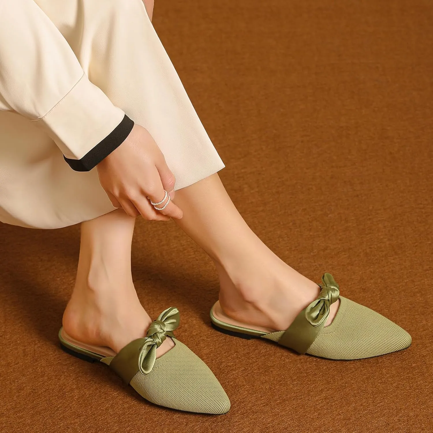Tilocow Knit Mules for Woman Pointed Toe Flats Bow Mules Slip On Slides Flats Shoes Women Dressy Comfortable