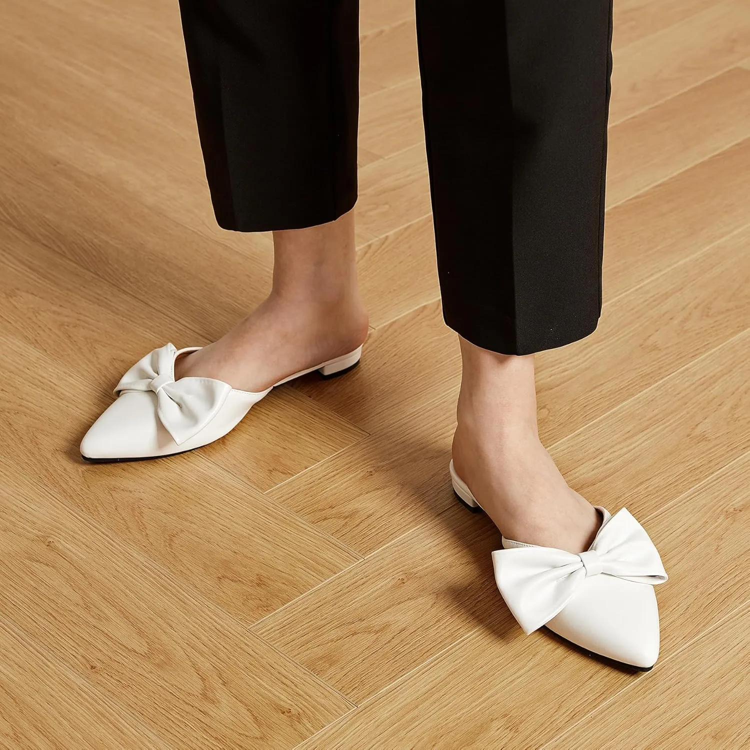 Trary Mules for Women Flats, Pointed Toe Womens Mules with Heels, Black Mules Shoes for Women, Bow Mules Women's Flats, Slip On Flats Flat Mules, Backless Loafers for Women, Women's Mules & Clogs