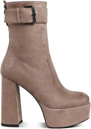 Wanderer Flared Block Heel Mid-Calf Boots