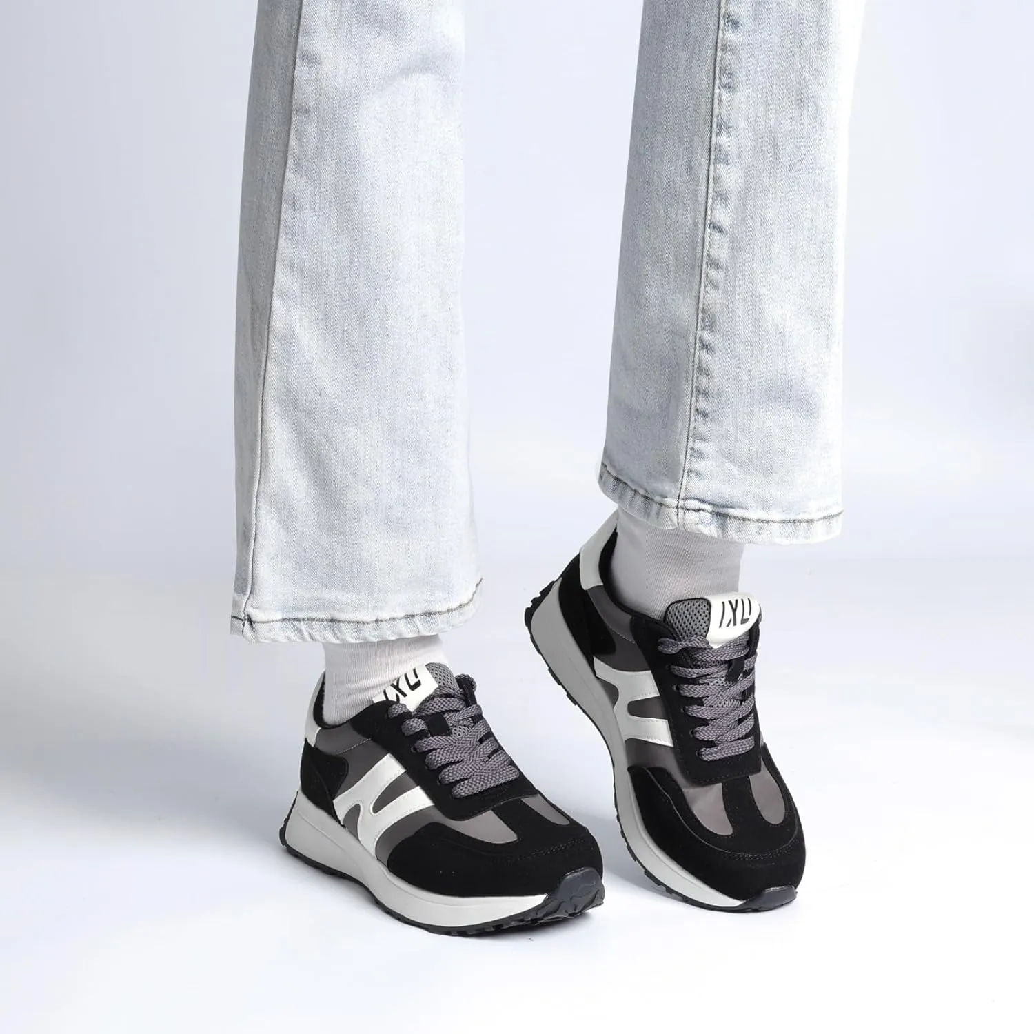 Wide Toe Box Shoes Women Wide Fashion Sneakers Comfortable Casual Walking Non-Slip Memory Foam Tennis Shoes Genuine Suede Sneakers