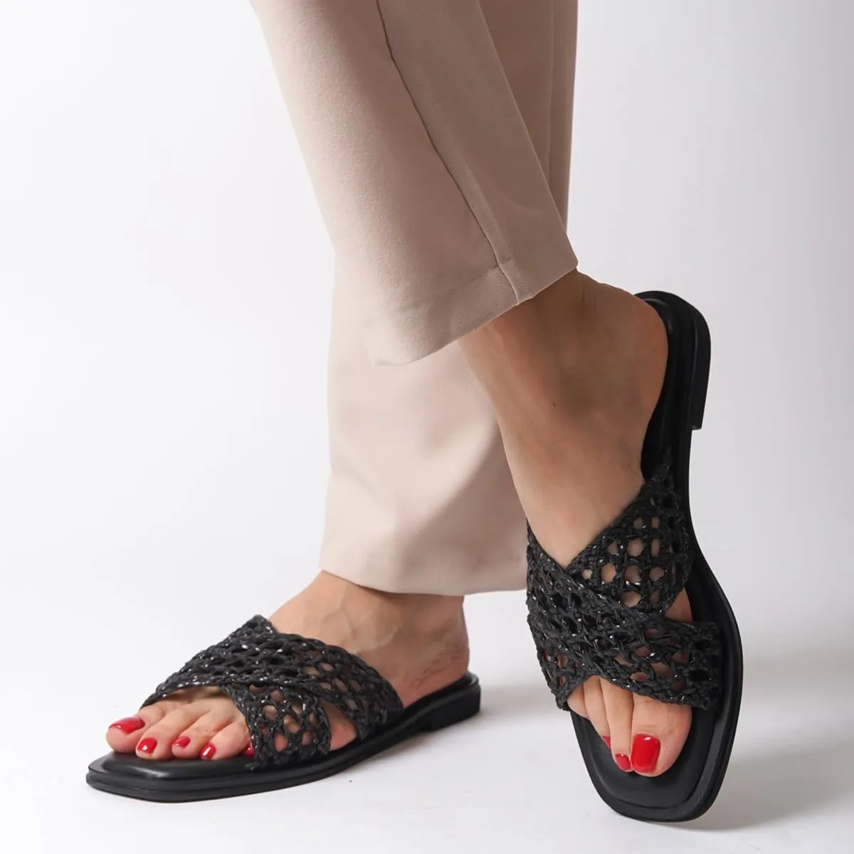 Women Chic Braided Reticular Open Toe Flat Mules Soft Insole Stylish Slide Sandals Slip on Casual Daily Dress Slippers Size 4-16 US