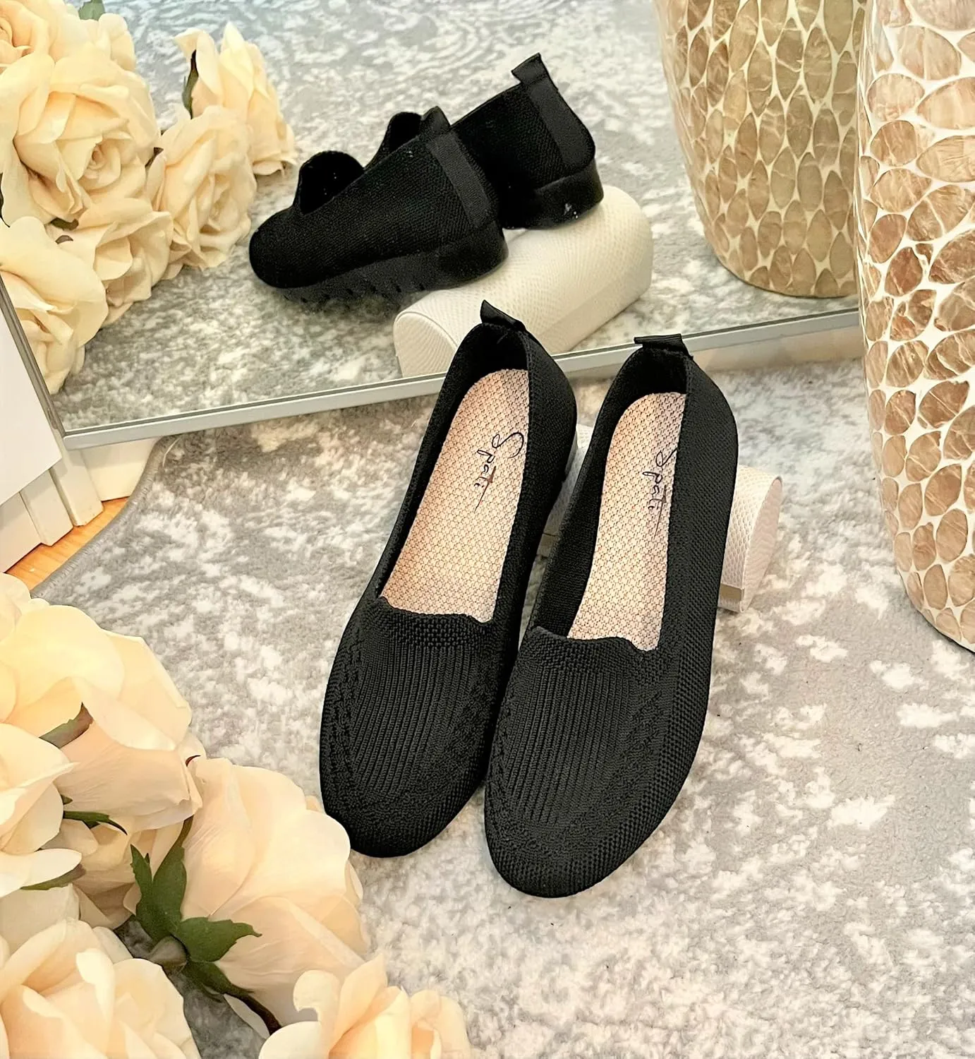 Women's Knitted Flat Shoes Lightweight Comfortable Loafers Women Footwear Slip On Casual Breathable Mesh Walking Shoes Female Round Toe Black, Pink, Purple, Red, Navy Blue, Grey, Beige