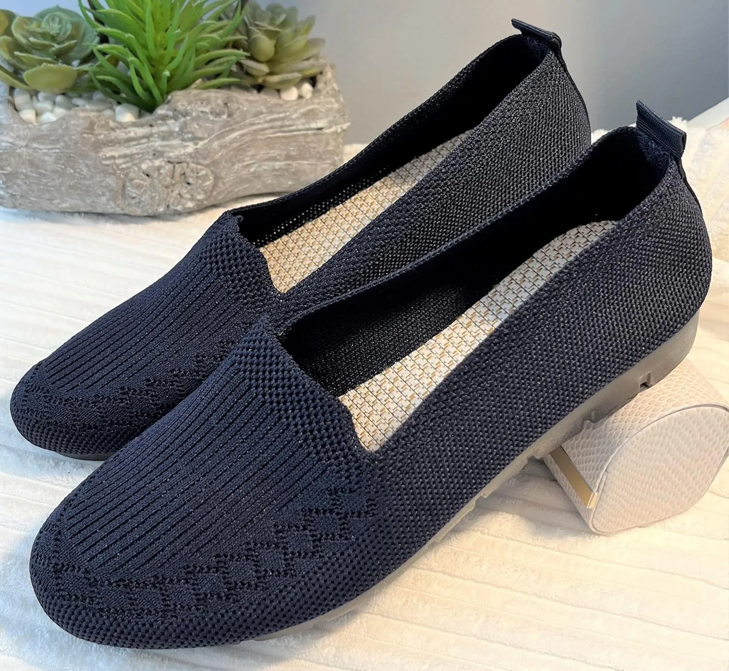 Women's Knitted Flat Shoes Lightweight Comfortable Loafers Women Footwear Slip On Casual Breathable Mesh Walking Shoes Female Round Toe Black, Pink, Purple, Red, Navy Blue, Grey, Beige