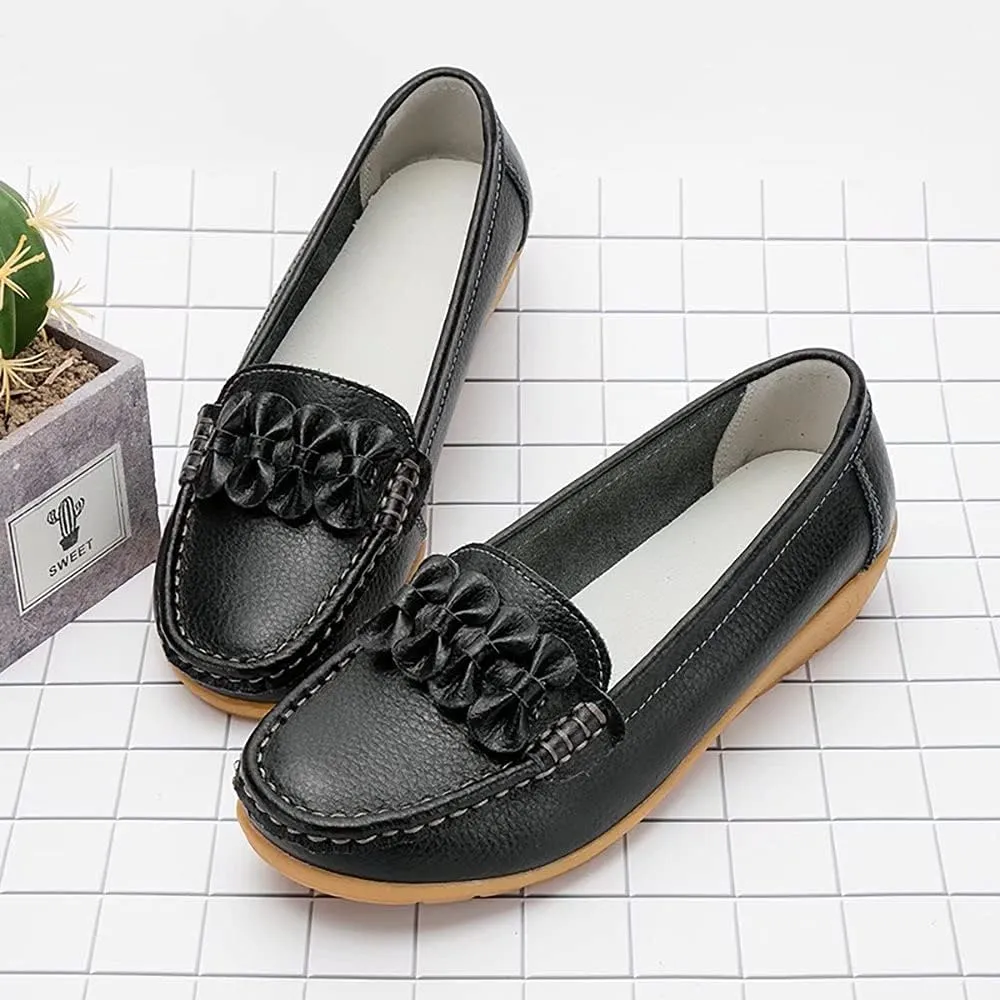 Women's Leather Loafers Driving Moccasins Casual Slip-On Boat Shoes Comfort Walking Flat Loafer for Women Wide Width