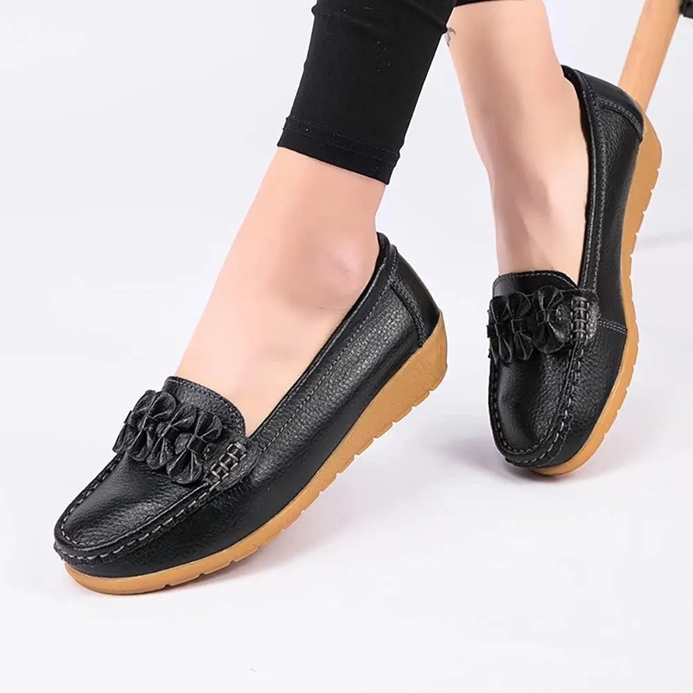 Women's Leather Loafers Driving Moccasins Casual Slip-On Boat Shoes Comfort Walking Flat Loafer for Women Wide Width