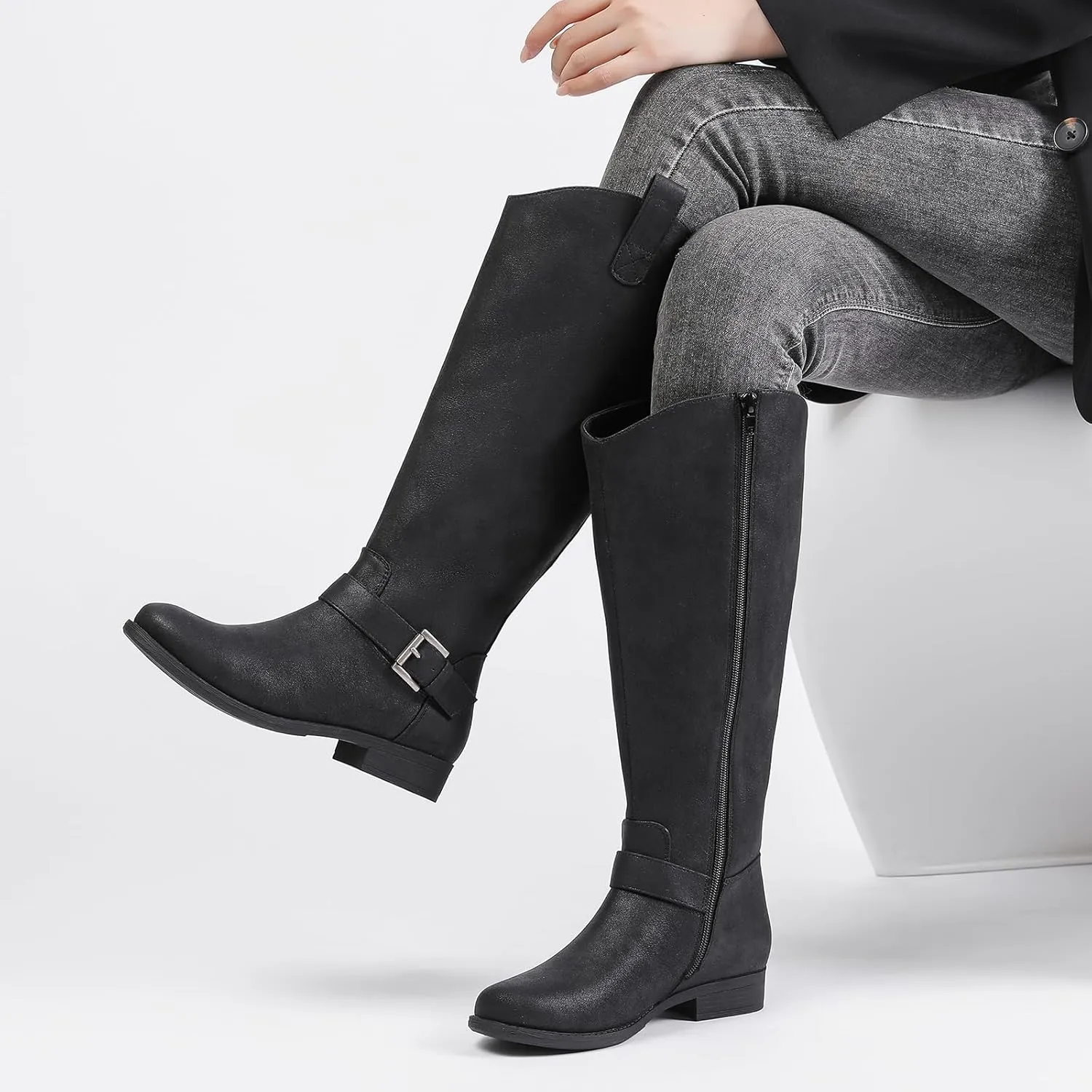 Women's Slouchy Knee High Boots, Comfortable and Fashionable Round Toe Riding Combat Boots for Fall and Winter Wear for Women.